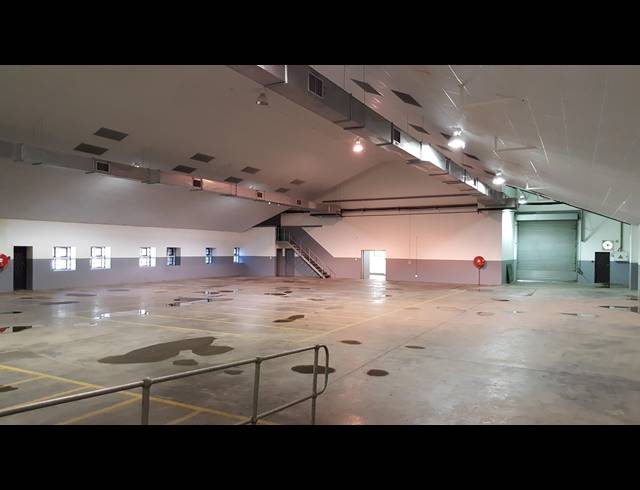 697M² FACTORY TO LET IN ATLAS GARDENS